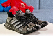 Load image into Gallery viewer, Ultra Boost 4.0 Bape Camo Black