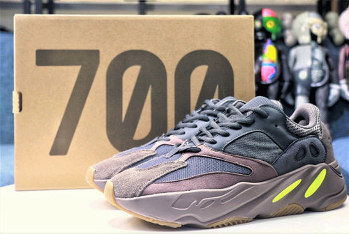 Yeezy Boost 700 'Mauve'