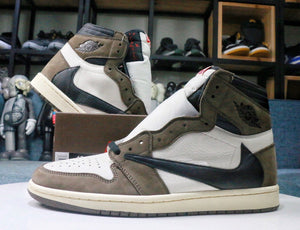 Travis Scott x Air Jordan 1 Retro High OG 'Mocha'